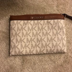 Michael Kors Wristlet
